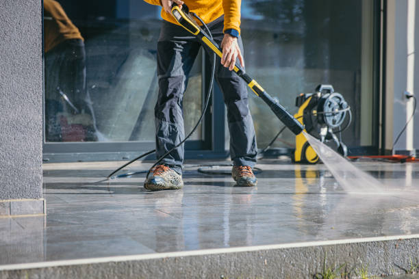 Best Pressure Washing Driveway  in Barnesville, MN